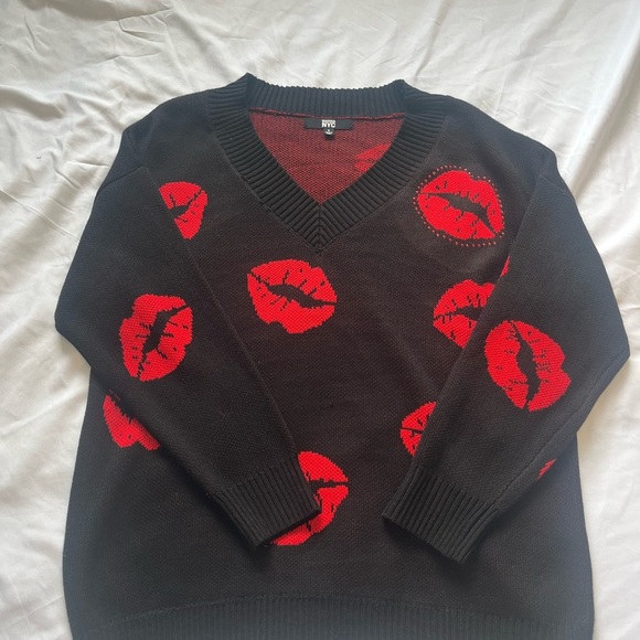 Black V-Neck Sweater with Red Lips by - Picture 3 of 5